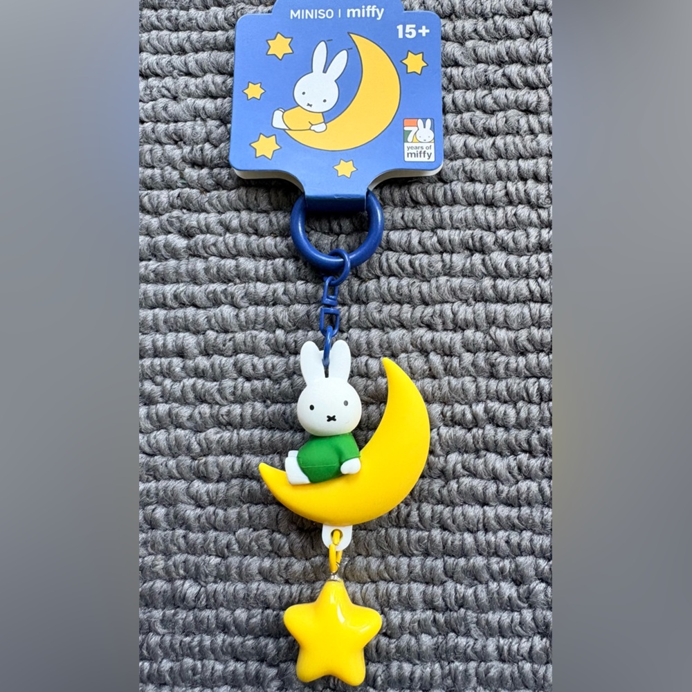 Miffy Keychain - BNWT - Picture 5 of 7
